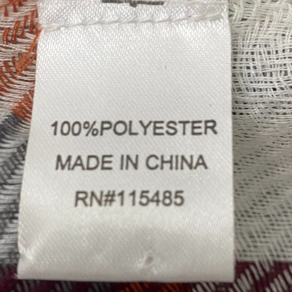 Women | Lightweight Polyester Scarf - Picture 4 of 5